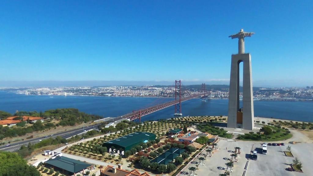Homestay Marialva Park Seixal  Eksteriør bilde