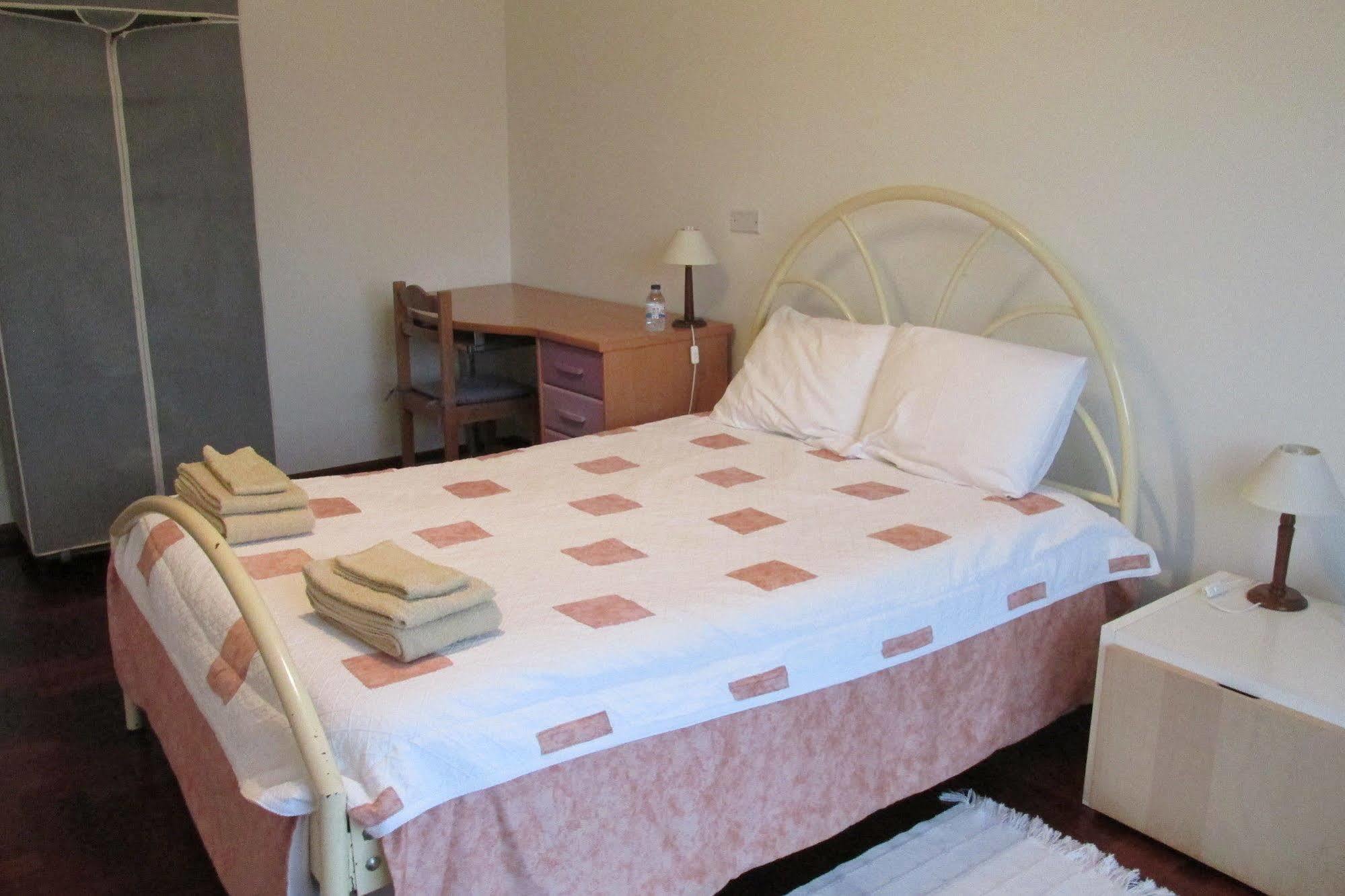 Homestay Marialva Park Seixal  Eksteriør bilde